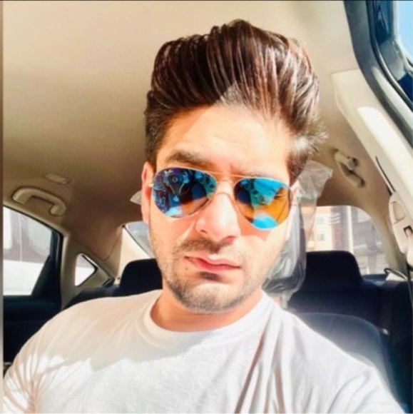 Meet your Posher, Mohsin - Picture 1 of 1